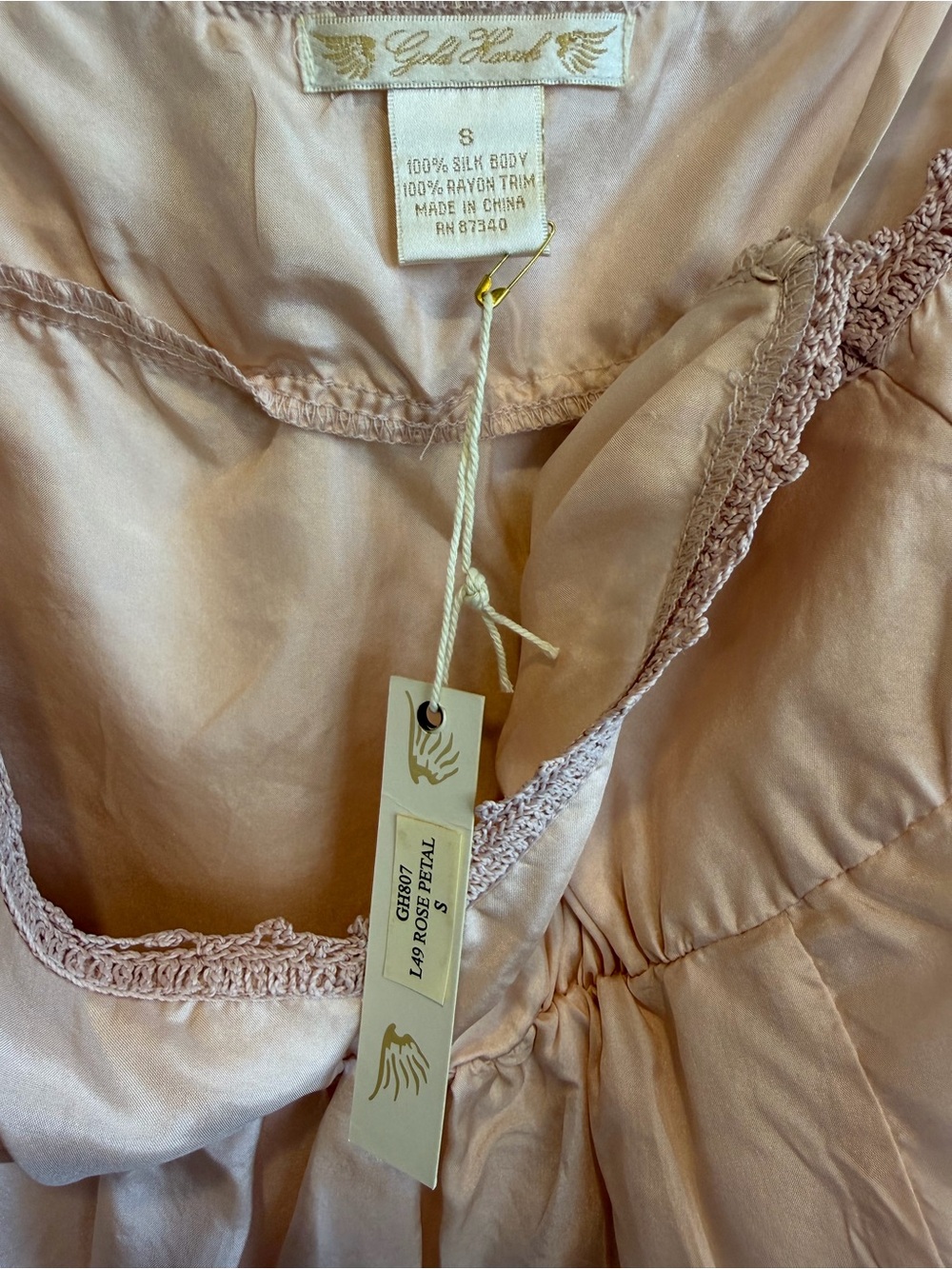 Gold Hawk NWT 100% Silk Teddy Cami Camisole NWT size Small rose petal - Picture 6 of 9